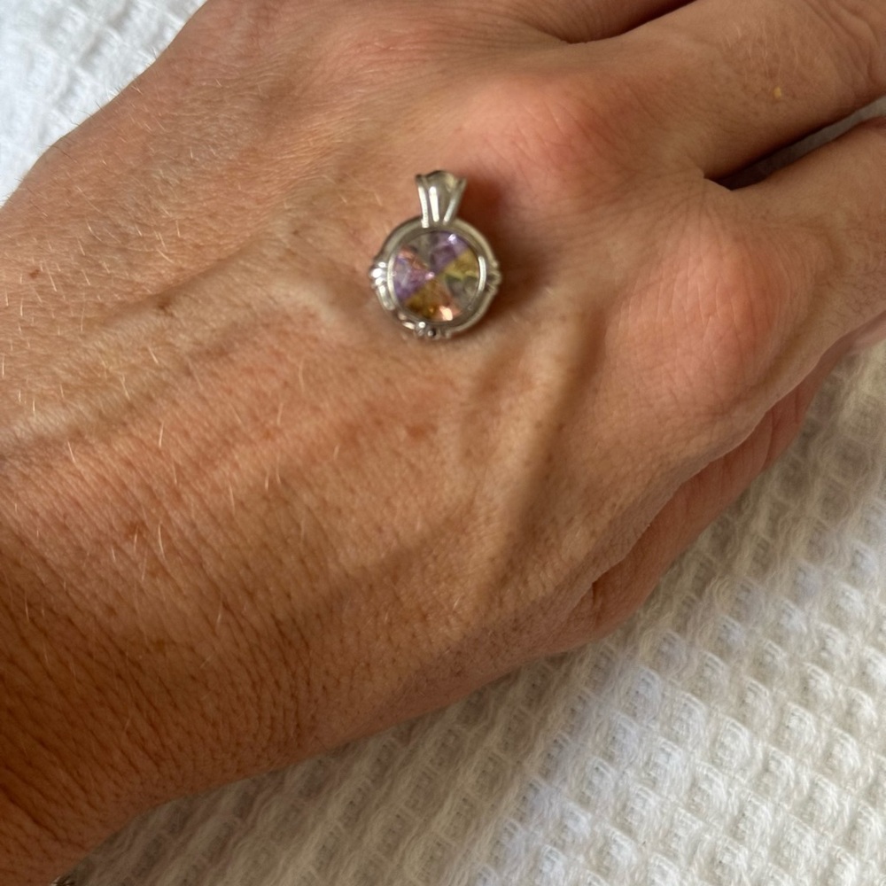 Sterling Silver Pendant with multicolor stone